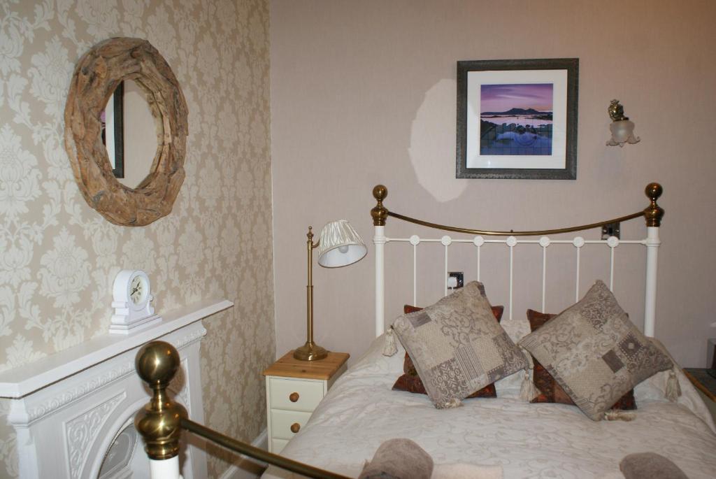 Invernevis Bed And Breakfast Inverness Room photo